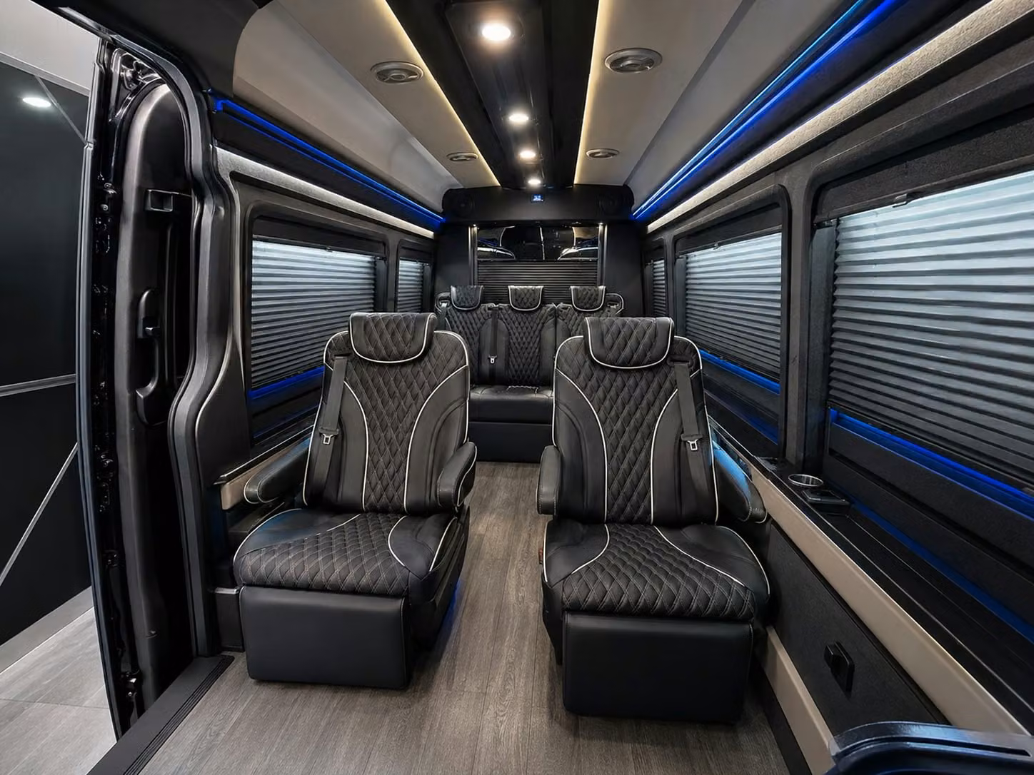 corporate groups and convention travelers love south gate airport shuttles