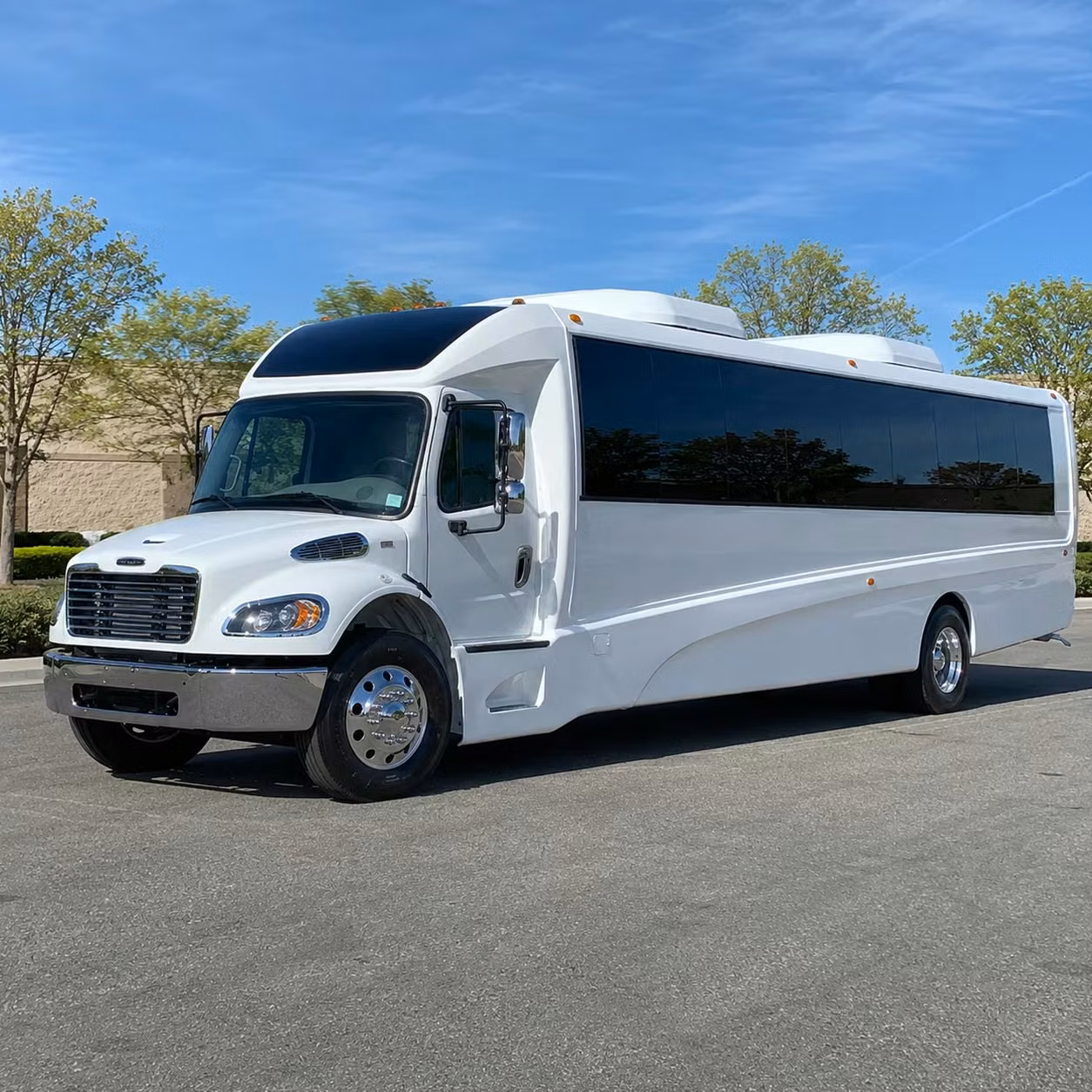 south gate 18 passenger minibus rental