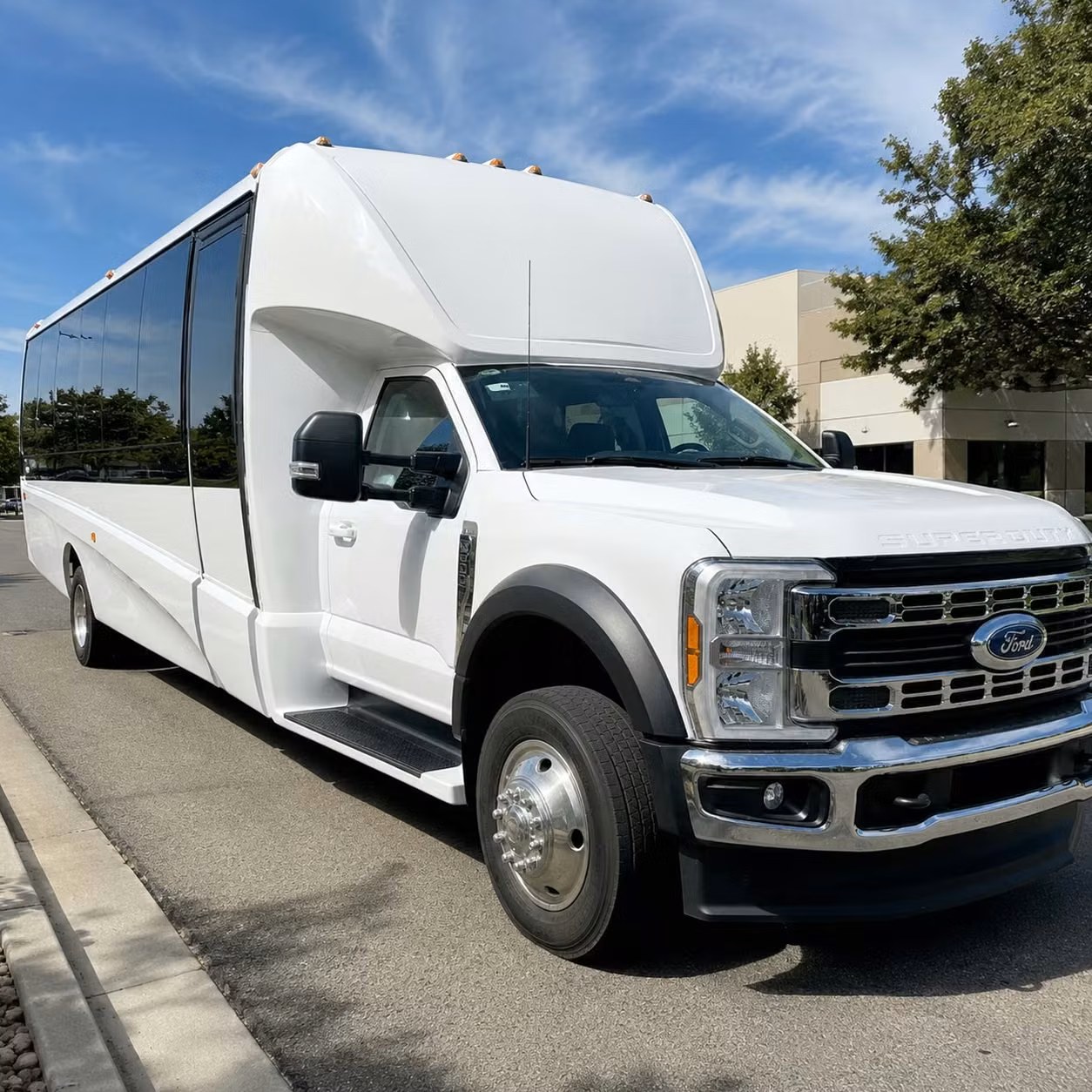 south gate 20 passenger minibus rental